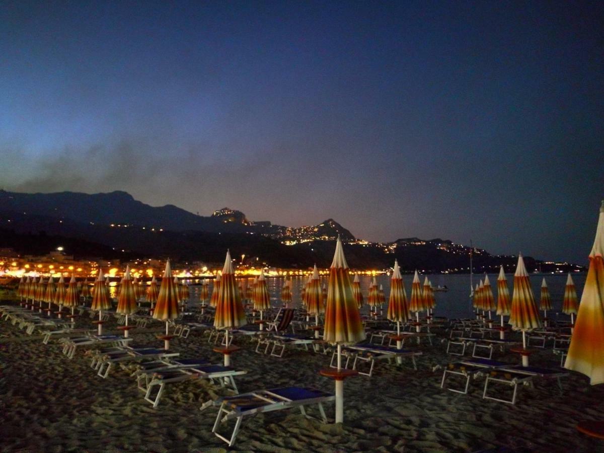 Relax House Giardini Naxos Exterior foto